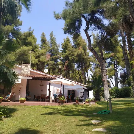 Dimitra * Παραλία Σάνη