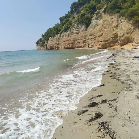 Dimitra * Παραλία Σάνη